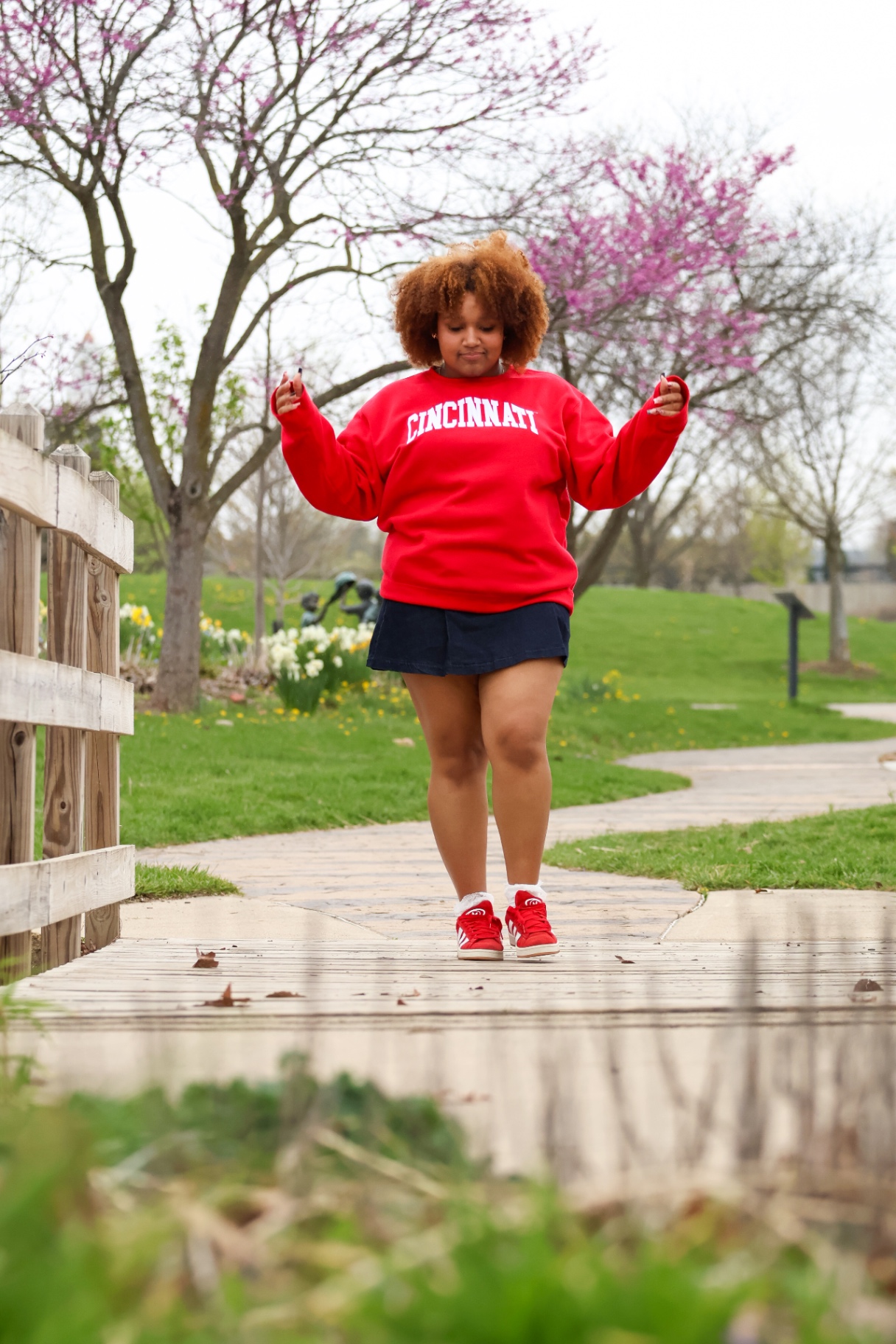 Senior in Cincinnati sweatshirt